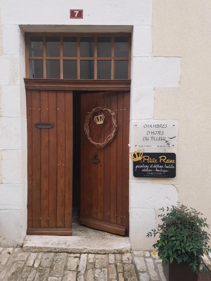 Chambres D'Hotes Du Tilleul Nanteuil-en-Vallee Exterior photo